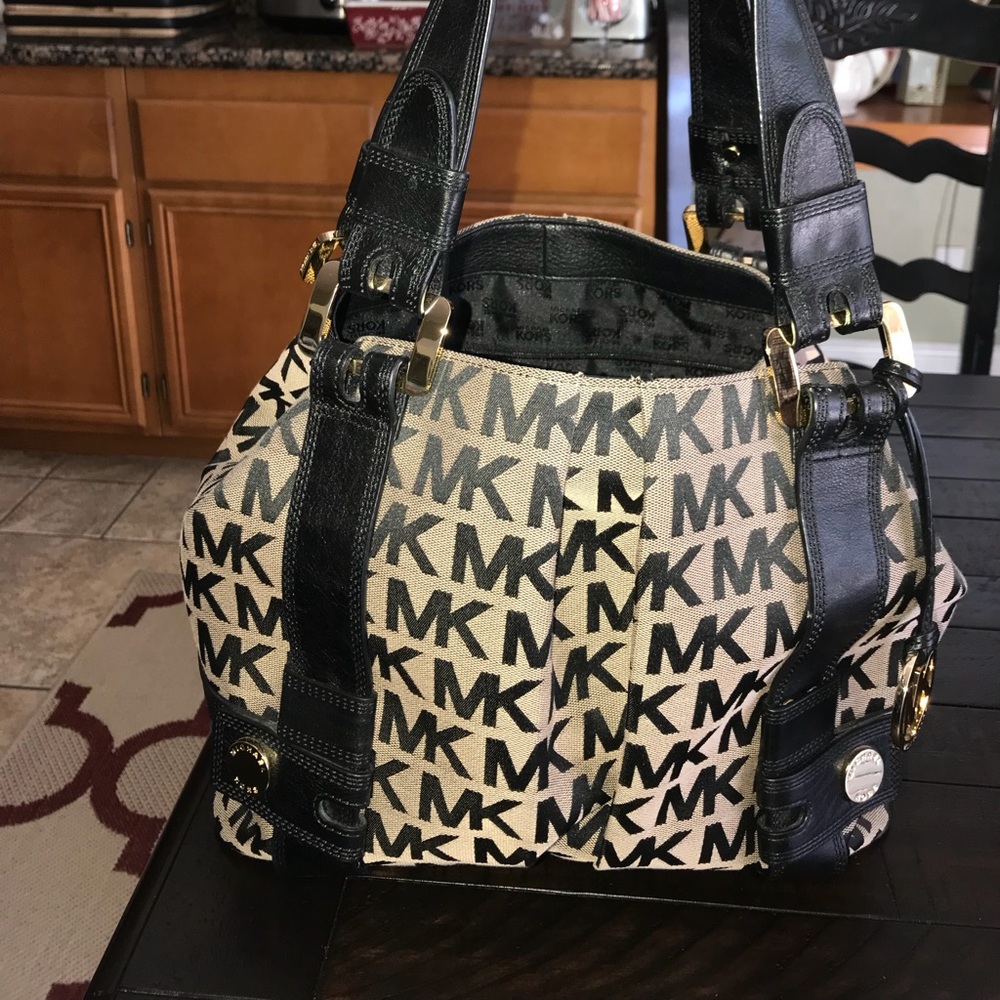 Michael Kors Logo Tote
